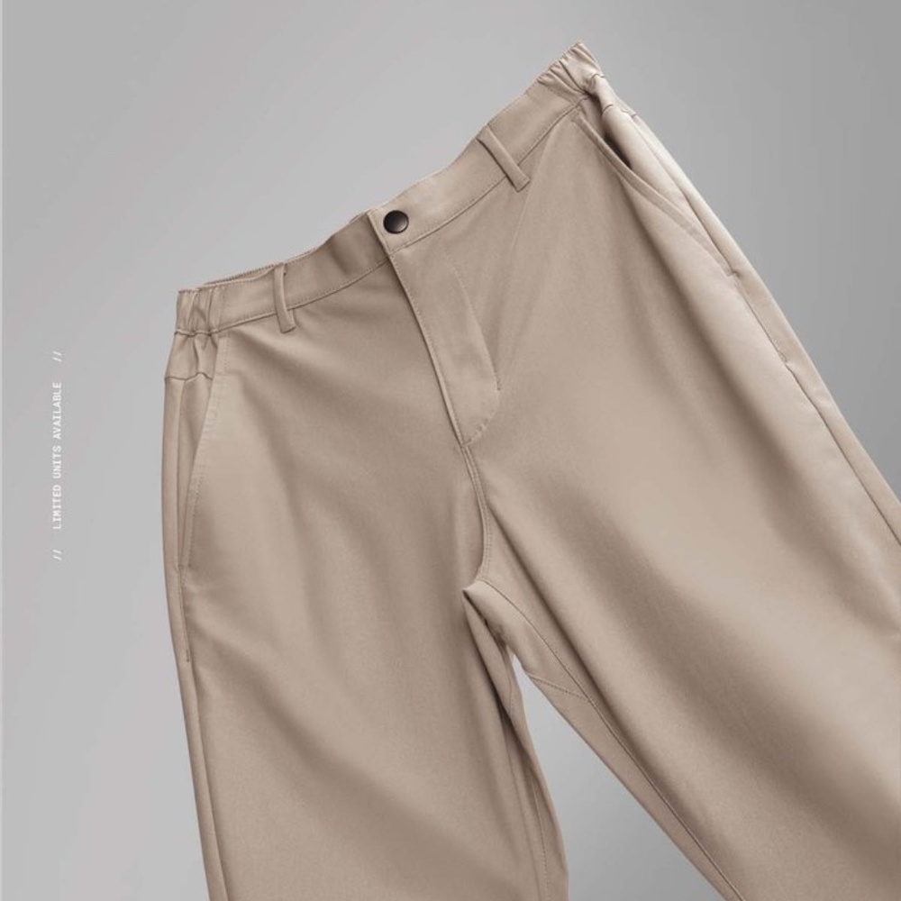 CUTS: AO Joggers Coast, size medium new in bag (no tags)